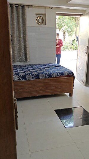 1 RK Villa For Rent in Sector 36