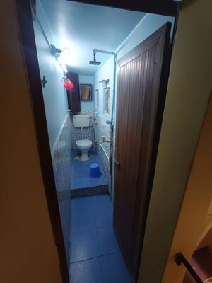 Building Lobby in 1 BHK Apartment at Ballygunge Place – for Rent