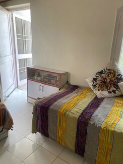 2.5 BHK + Pooja Room,Servant Room,Study Room,Extra Room,Store Room Villa For Rent in Sector 31
