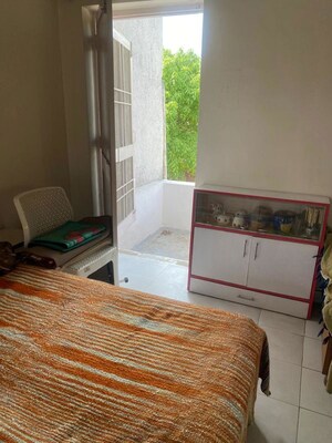 Bedroom in 2.5 BHK Villa at Sector 31 – for Rent