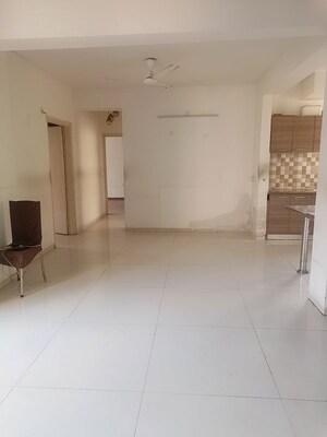 Room in 3 BHK Apartment at Tulip Violet, Sector 69 – for Rent