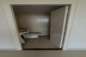 Room in 3 BHK Apartment at Imperia Esfera, Sector 37c – for Sale