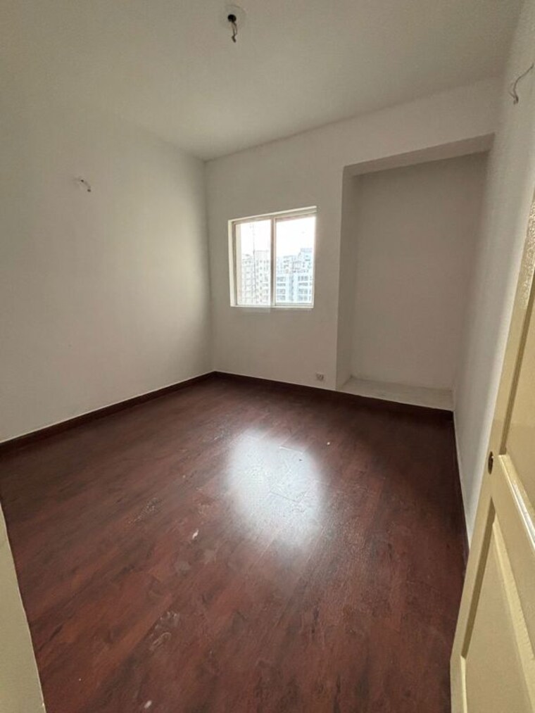 Room, paras-tierea 2.5 Bedroom 1195 Sq.Ft. Apartment In Sector 137 Noida 10243014