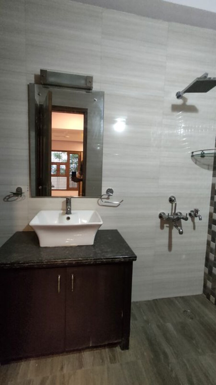 undefined, sector 52 2 Bedroom 1400 Sq.Ft. Builder Floor In Sector 52 Gurgaon 10243024