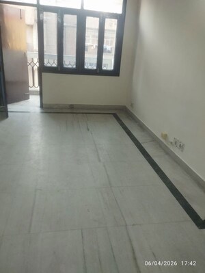 Room in 2 BHK Apartment at Telecom City, Sector 62 – for Rent
