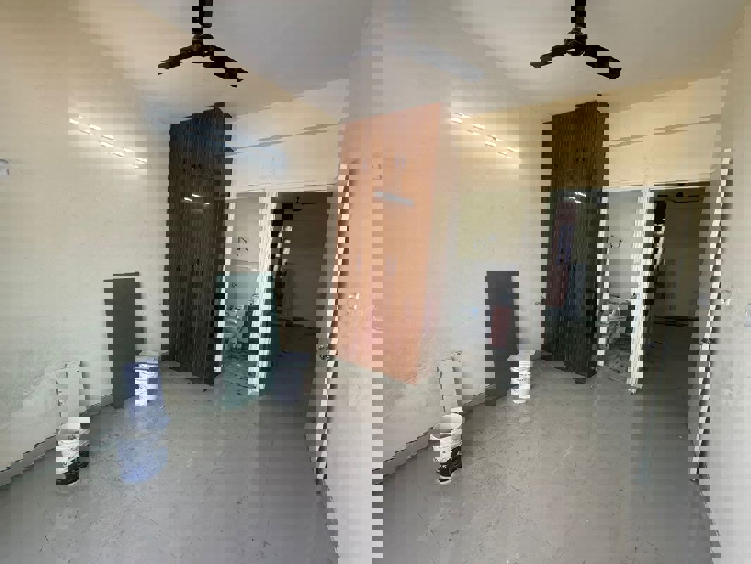 2 BHK 600 Sq.Ft. Apartment in Pyramid Midtown