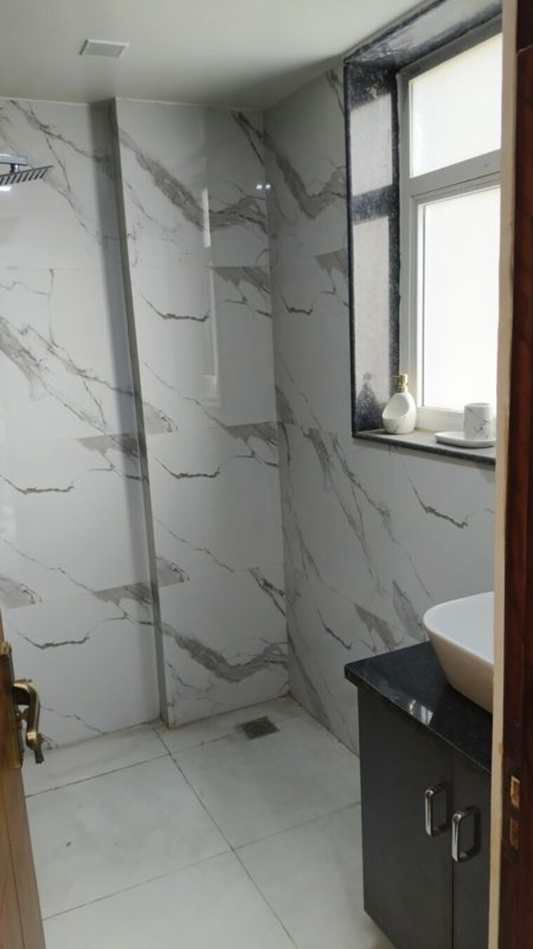 Bathroom, kst-whispering-heights 3 Bedroom 1540 Sq.Ft. Apartment In Sector 88 Faridabad 10243099