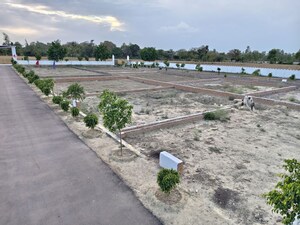  Plot For Sale in Aminabad