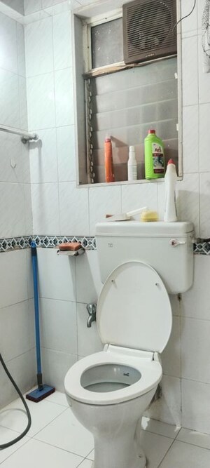 Bathroom in 3.5 BHK Apartment at Nirmal Lifestyle Residency CHS Ltd, Mulund West – for Rent