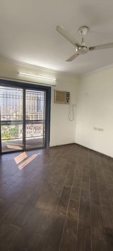 3 BHK Apartment For Sale in Regency Estate