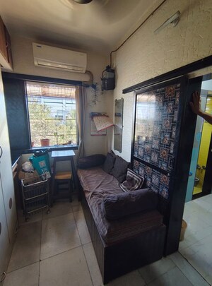 Living Room in 2 BHK Builder Floor at Ghatkopar East – for Rent