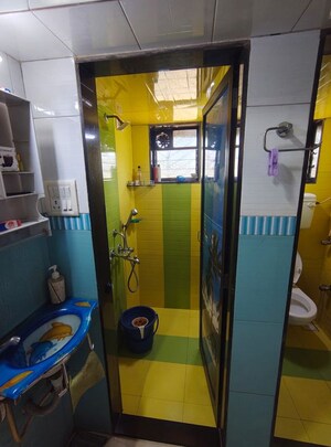 Bathroom in 1 BHK Apartment at Ghatkopar East – for Rent
