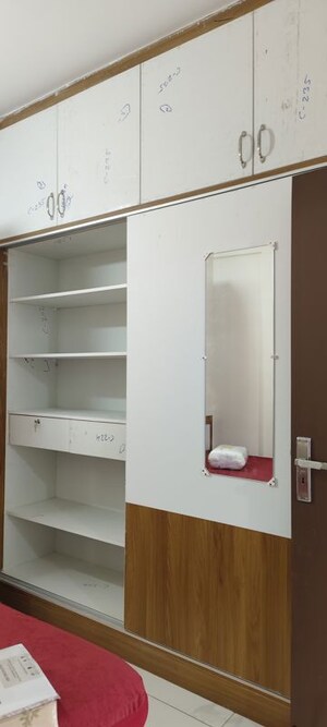 Furnished Amenities in 1 BHK Apartment at Domlur – for Rent