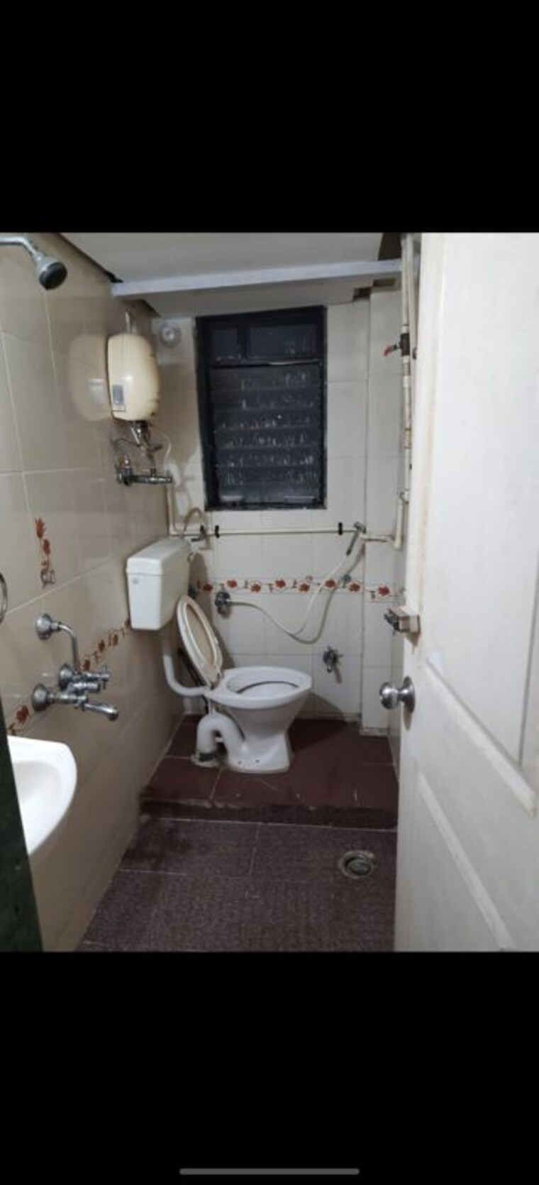 Bathroom, ganesh-darshan-chs-kandivali 2 Bedroom 650 Sq.Ft. Apartment In Kandivali West Mumbai 10243726