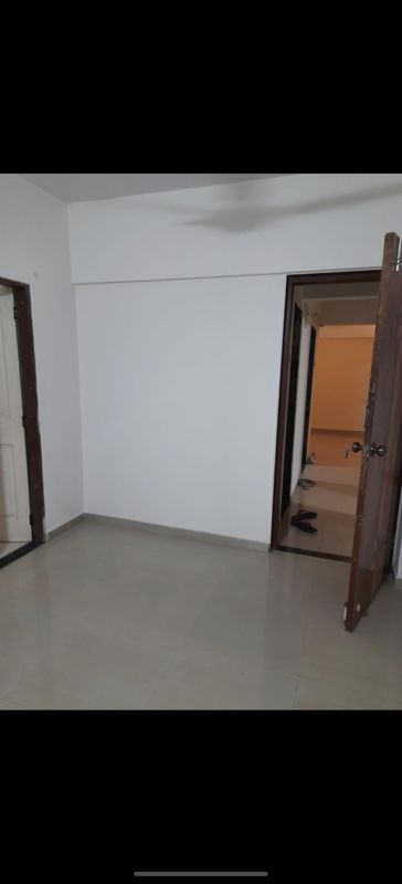 2 BHK + Extra Room Apartment For Rent in Ganesh Darshan CHS Kandivali