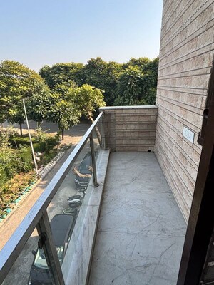 Balcony in 2.5 BHK Independent House at Xu 1 Greater Noida – for Rent