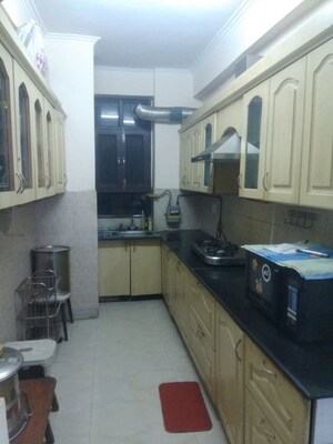 Kitchen in 3 BHK Builder Floor at Rajendra Nagar Sector 4 – for Rent