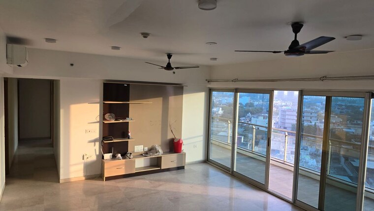 Living Room, sector 112 3.5 Bedroom 2550 Sq.Ft. Apartment In Sector 112 Gurgaon 10243833