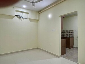 Room in 4 BHK Apartment at Ideal Aquaview, Mahish Bathan – for Rent