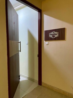 Room in 4 BHK Apartment at Ideal Aquaview, Mahish Bathan – for Rent