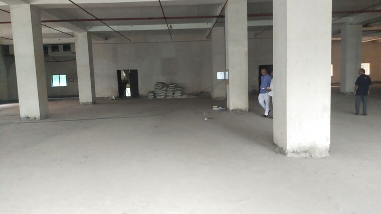  Parking, ttc-midc-industrial-area Commercial Warehouse 12000 Sq.Ft. In Rabale Navi Mumbai 10243850