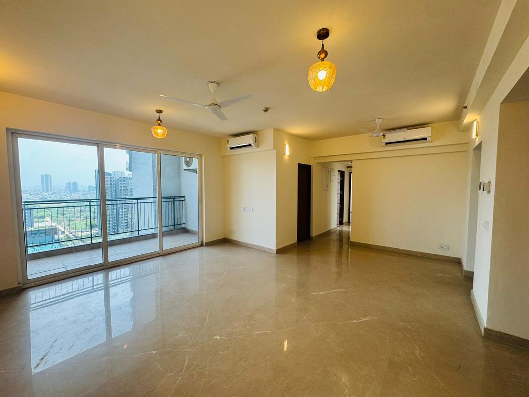 3 BHK + Study Room Apartment For Rent in Godrej Meridien