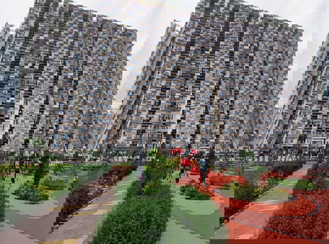 3 BHK 950 Sq.Ft. Apartment in Godrej Boulevard