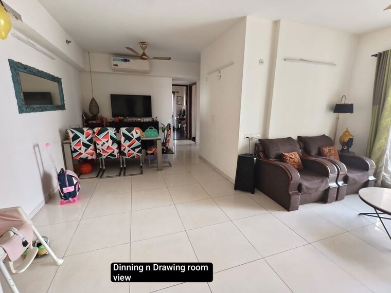 Team Area, sunworld-arista 3.5 Bedroom 1955 Sq.Ft. Apartment In Sector 168 Noida 10243862