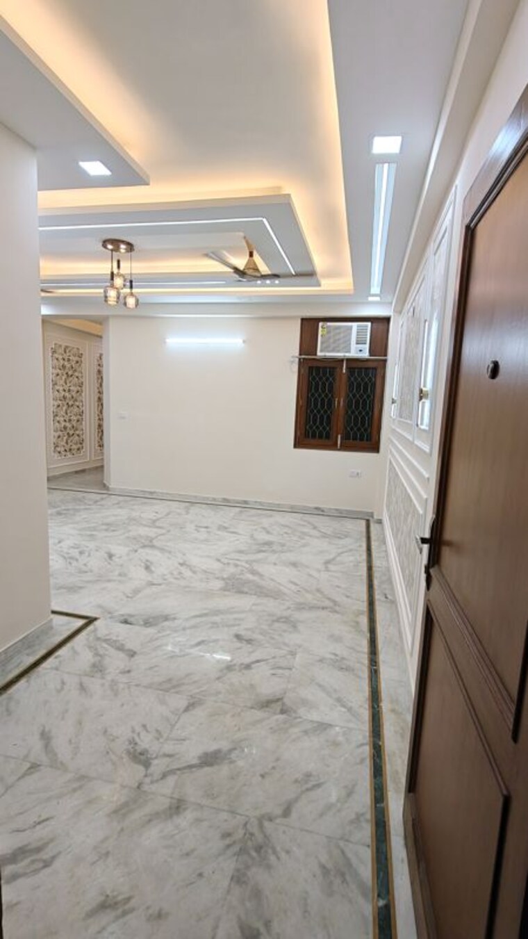 Bathroom, malviya nagar 3 Bedroom 1500 Sq.Ft. Builder Floor In Malviya Nagar Delhi 10243864