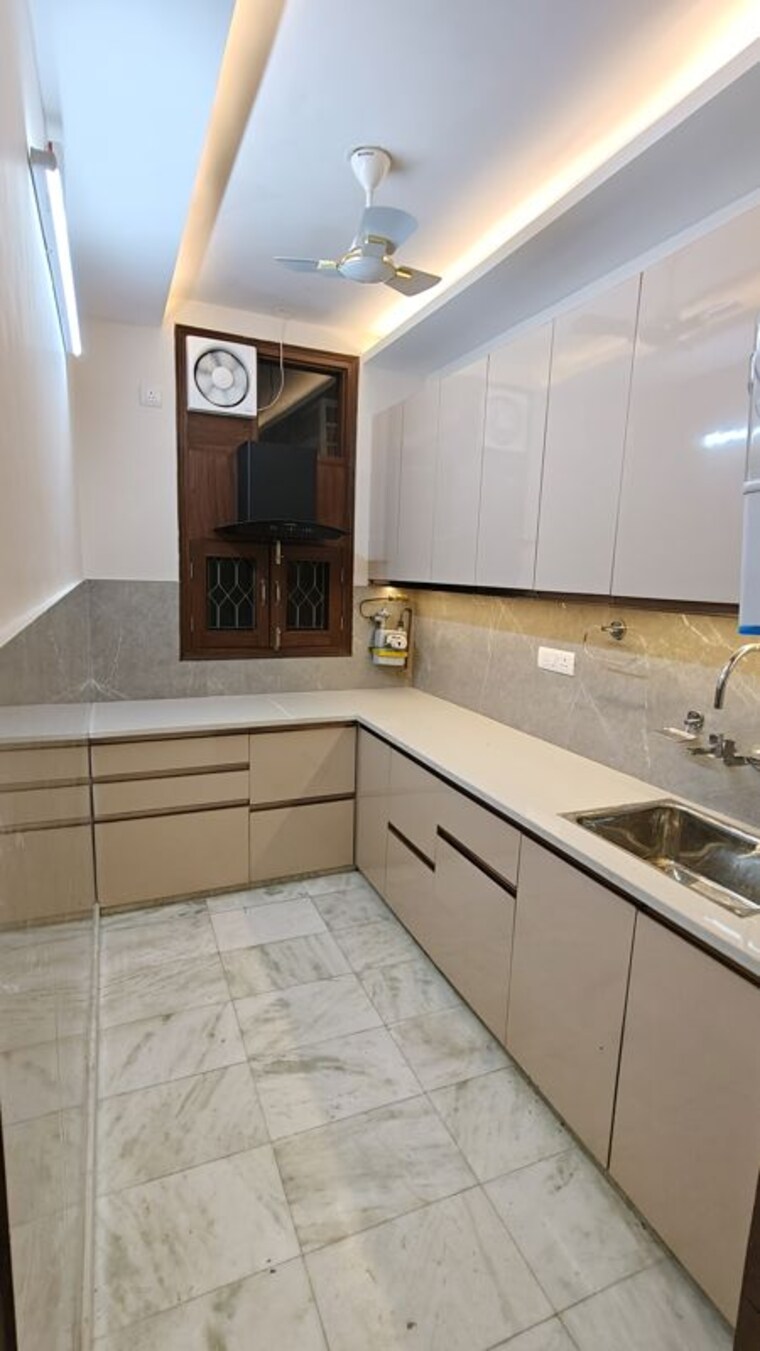 Kitchen, malviya nagar 3 Bedroom 1500 Sq.Ft. Builder Floor In Malviya Nagar Delhi 10243864