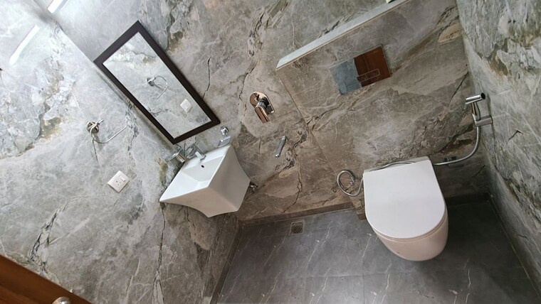 Bathroom, malviya nagar 3 Bedroom 1500 Sq.Ft. Builder Floor In Malviya Nagar Delhi 10243864