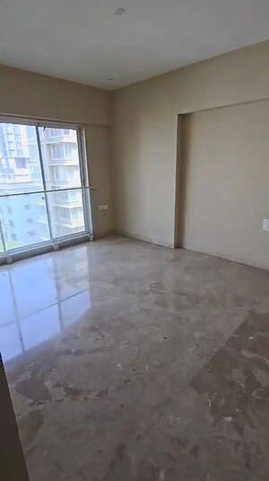 Room in 3 BHK Apartment at LnT Crescent Bay T5, Parel – for Rent