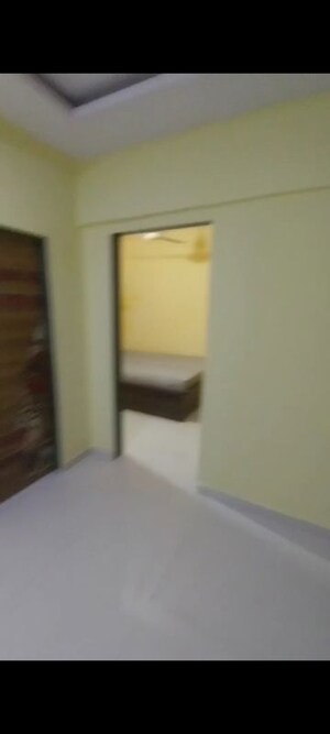 Room in 1.5 BHK Apartment at JN Apartment, Vashi Sector 9 – for Rent