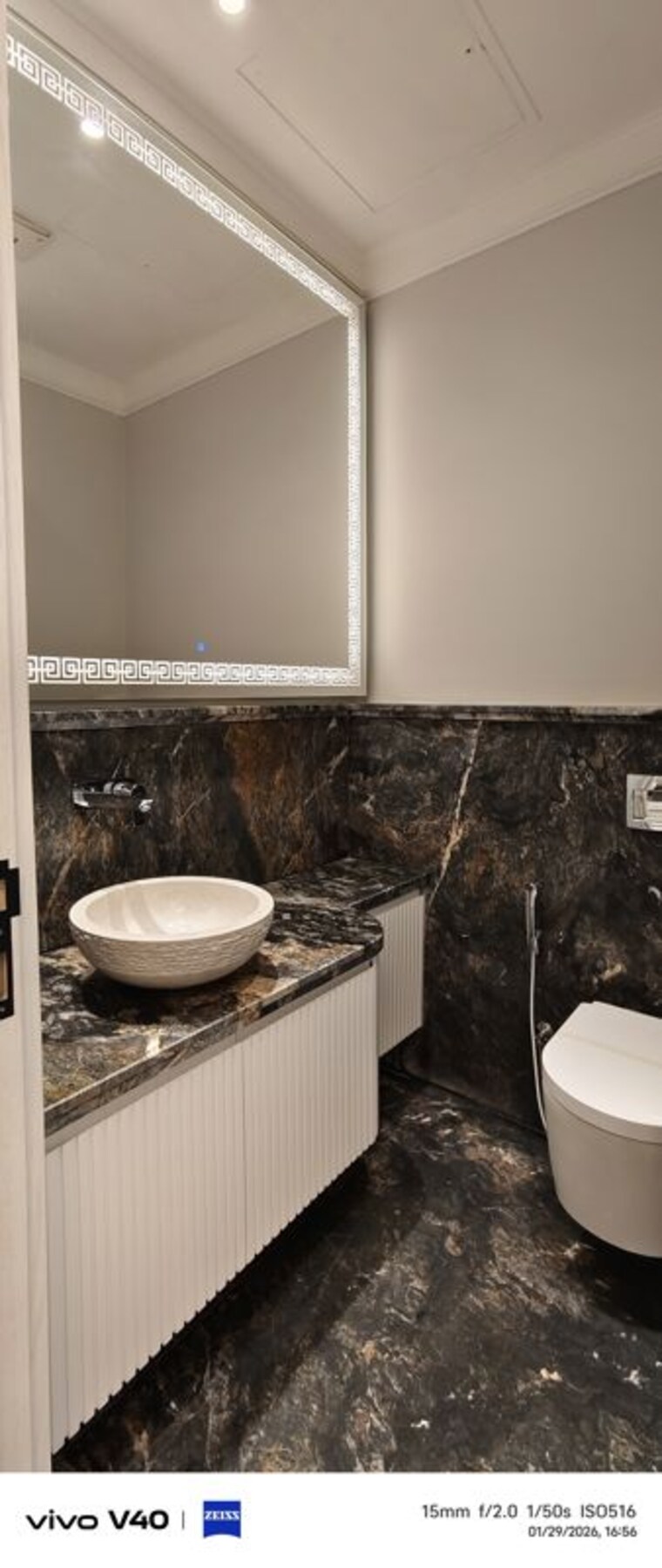 undefined, defence colony 3 Bedroom 325 Sq.Yd. Builder Floor In Defence Colony Delhi 10243898