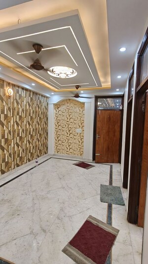 Bedroom in 2 BHK Builder Floor at Malviya Nagar – for Rent