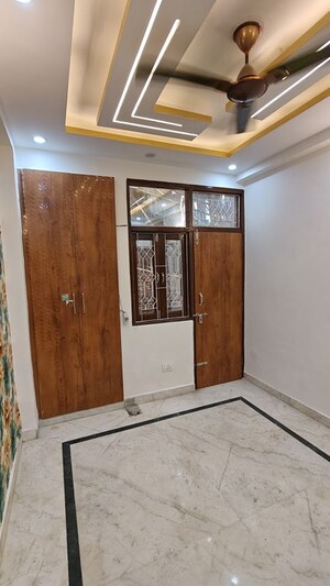 Room in 2 BHK Builder Floor at Malviya Nagar – for Rent