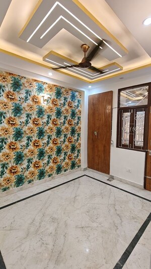 Bedroom in 2 BHK Builder Floor at Malviya Nagar – for Rent