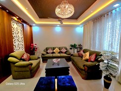 3.5 BHK + Servant Room Apartment For Rent in Rohtas Presidential Tower