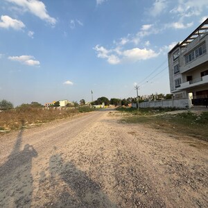  Plot – Exterior View View at Ansal Sushant Golf city, Bagiamau - for Rent