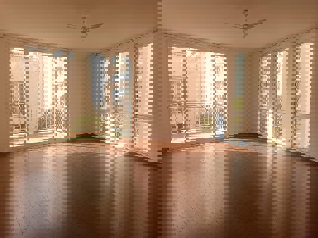 6 BHK + Pooja Room,Servant Room,Study Room,Extra Room,Basement,Store Room 360 Sq.Yd. Villa in Emaar The Vilas