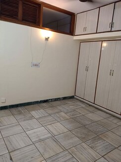 2 BHK Builder Floor For Rent in Lajpat Nagar 4