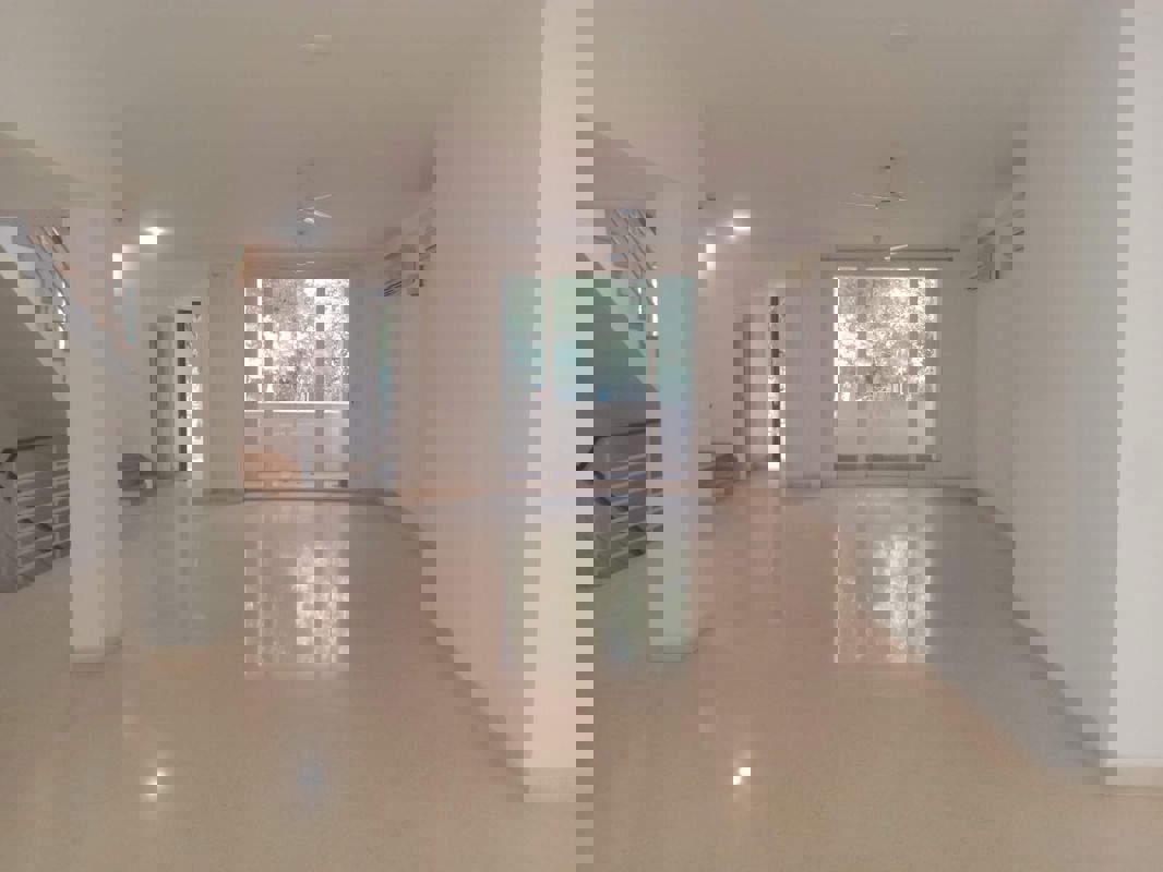 6 BHK + Pooja Room,Servant Room,Study Room,Extra Room,Basement,Store Room 360 Sq.Yd. Villa in Emaar The Vilas