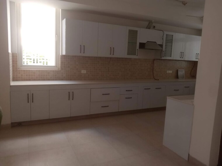 Kitchen, emaar-the-vilas 6 Bedroom 360 Sq.Yd. Villa In Sector 25 Gurgaon 10243937