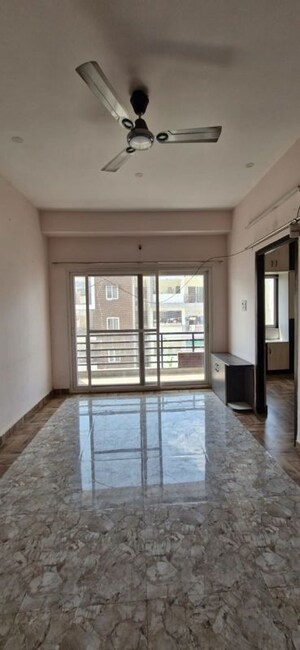 Room in 2 BHK Builder Floor at Kondapur – for Rent