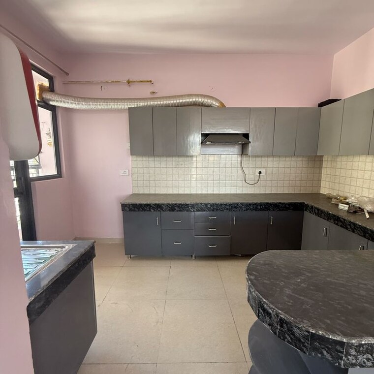 Kitchen, paarth-aadyant 3.5 Bedroom 1900 Sq.Ft. Apartment In Sushant Golf City Lucknow 10243971