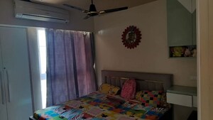 Bedroom in 2 BHK Apartment at Thane West – for Rent