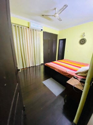 2 BHK Apartment For Rent in Panchsheel Wellington 2, Dundahera