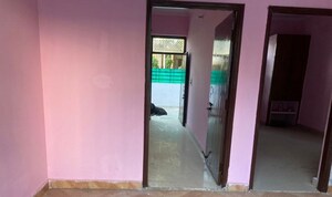 Room in 2.5 BHK Independent House at GM Mall, Gamma I Greater Noida – for Rent