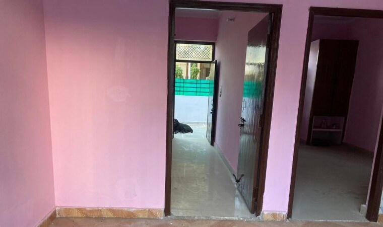 Room, gm-mall 2.5 Bedroom 200 Sq.Mt. Independent House In Gamma I Greater Noida Greater Noida 10243996