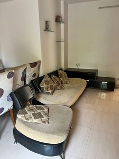 2 BHK Apartment For Rent in Anshul Shree Hans Garden